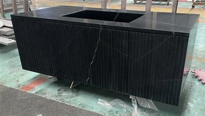 Kabinet marmer hitam
