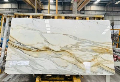 Lempengan Marmer Calacatta Oro